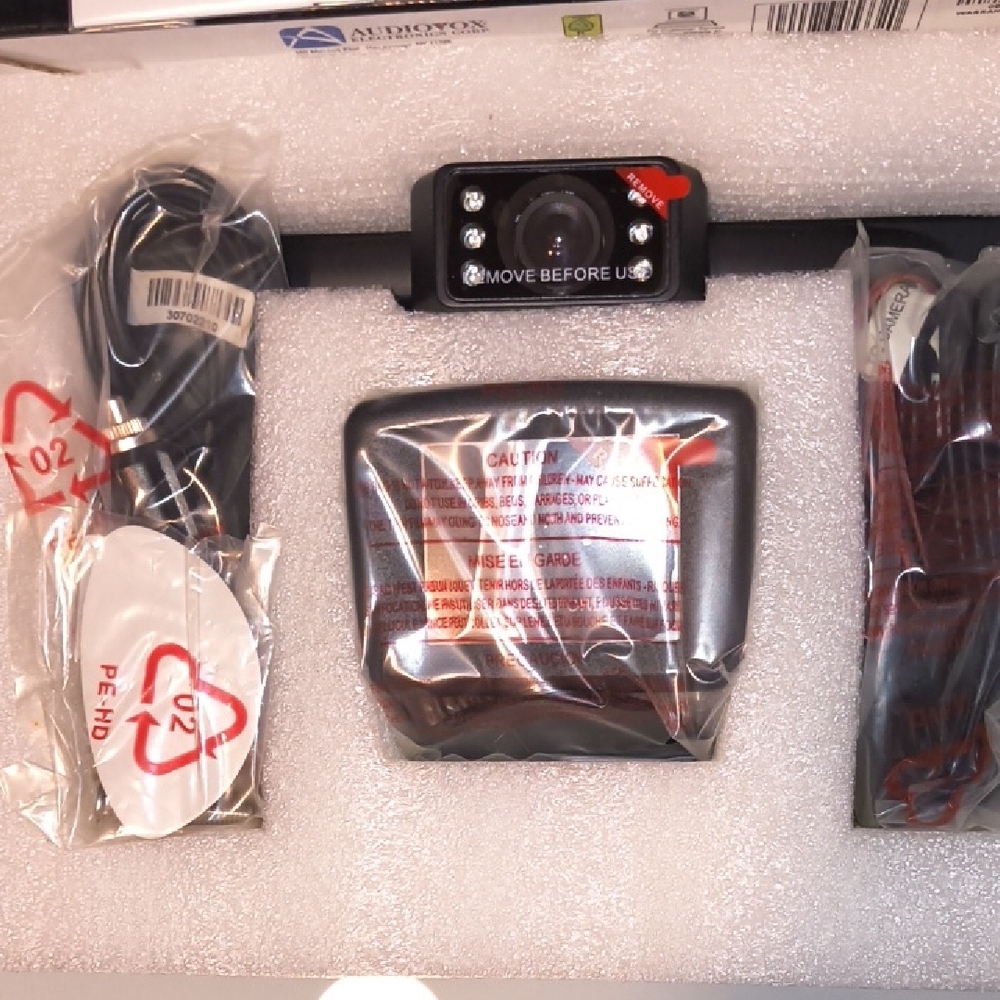 Wireless Vehicle Rear Observation System - Black (Back Up Camera) - Picture 4 of 4